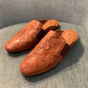 Frye Terri Mules in Burnished Tobacco